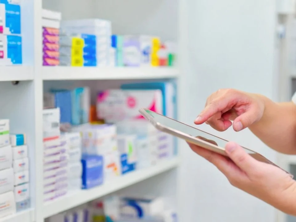 Programa Técnico en Servicios Farmacéuticos - Inesur - Formación para apoyo en dispensación y control de medicamentos