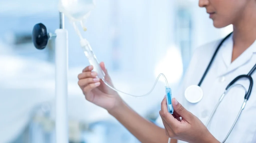 Programa Técnico en Enfermería - Inesur - Formación integral en atención y cuidado de pacientes
