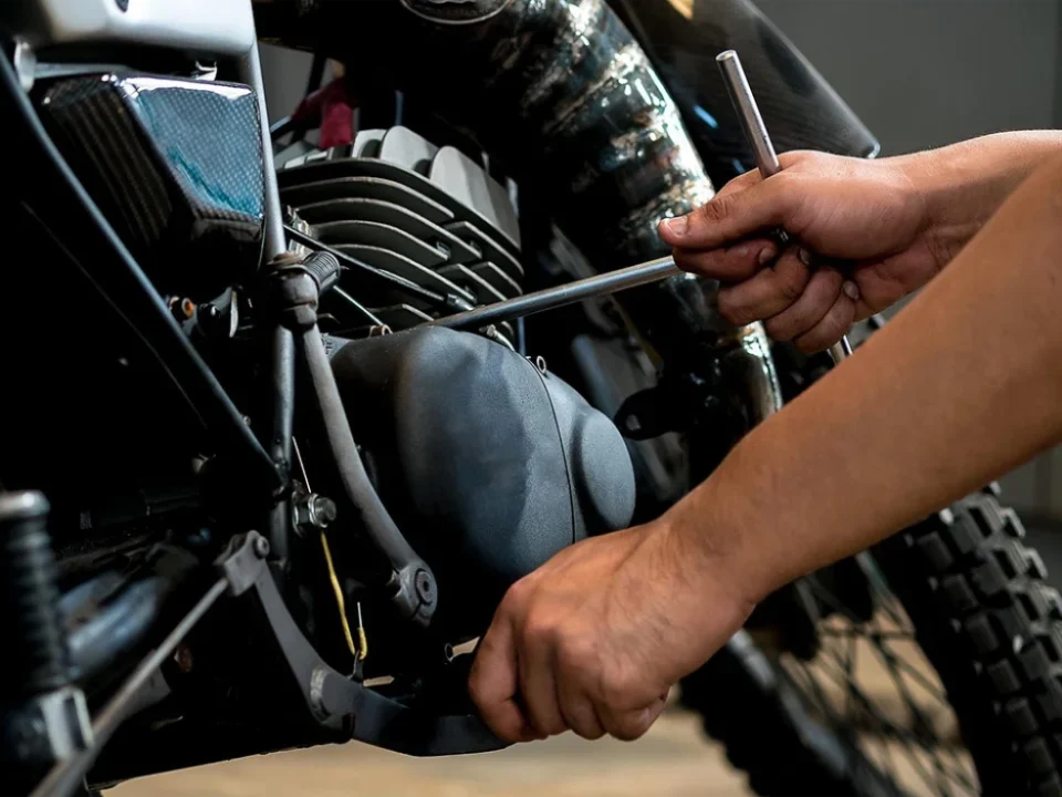 Curso de mecánica para motos Inesur